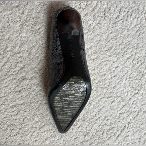 Sexy Calvin Klein heels in blue/copper snakeskin print leather & a touch of foil - Picture 14 of 16